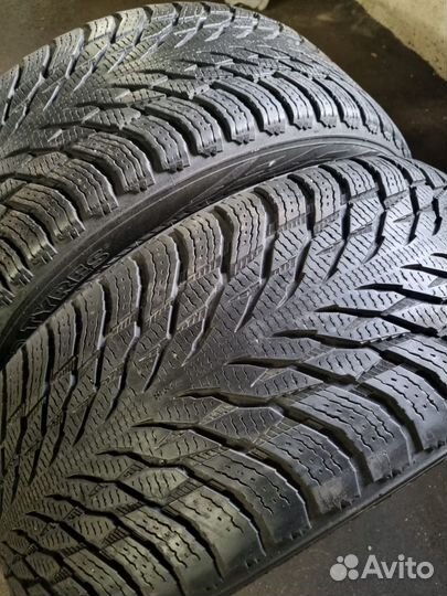 Nokian Tyres Hakkapeliitta R3 275/45 R21