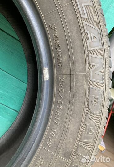 Yokohama Geolandar G98A 225/65 R17 102V