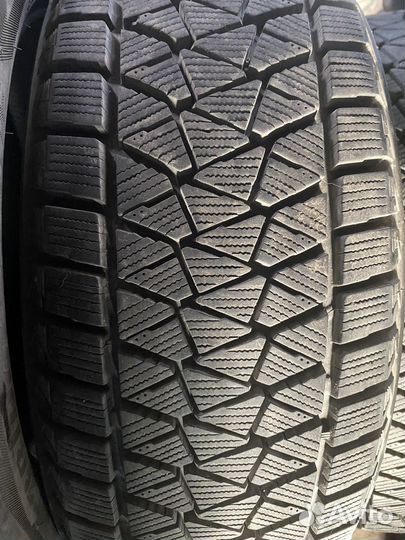 Bridgestone Blizzak DM-V2 225/55 R18 98T