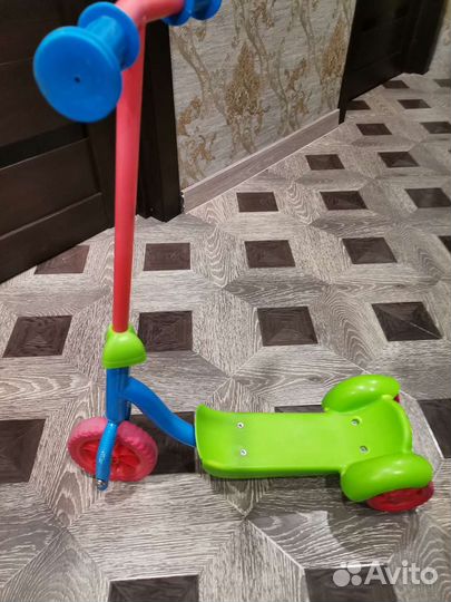 Самокат детский трехколесный бу