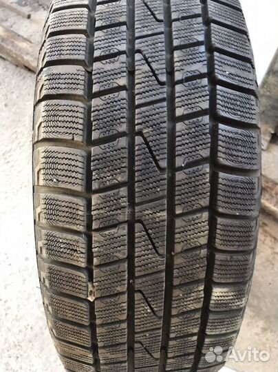 Hankook AH11 205/60 R16 20D