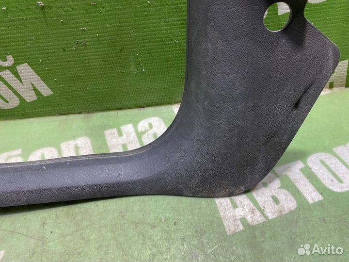 Накладка на порог салона передняя левая Ford Focus