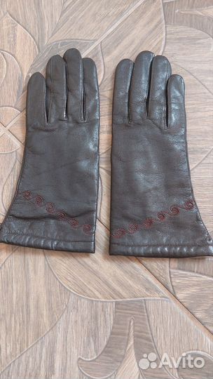 Перчатки женские кожаные