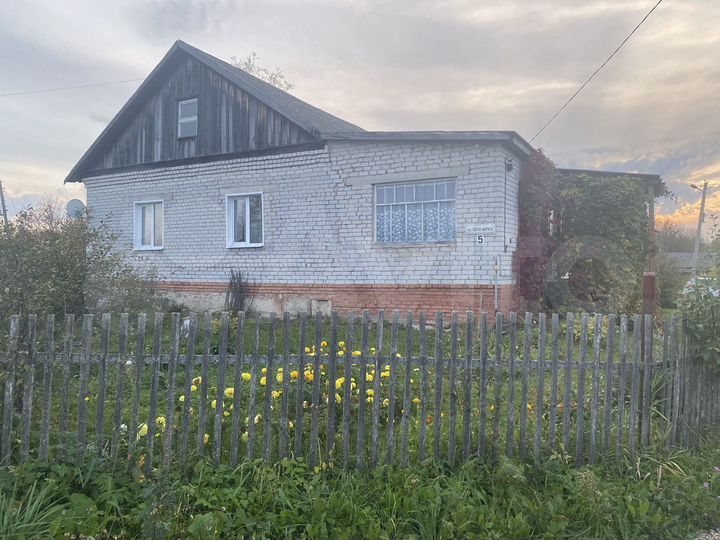 Дом 76,4 м² на участке 9,3 сот.