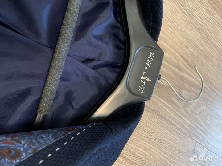 Пиджак для мальчика 140 см