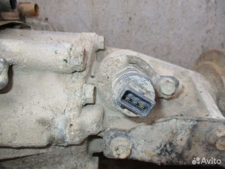 Коробка раздаточная Mitsubishi Pajero 2