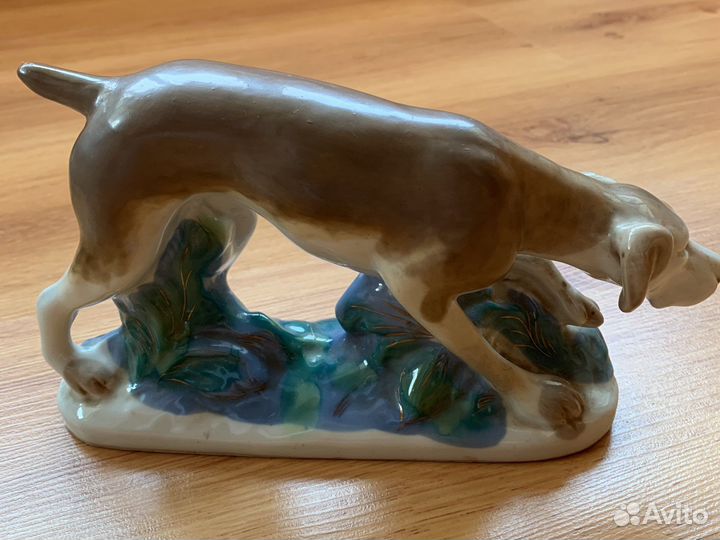 Фарфоровая статуэтка,Охотничья собака