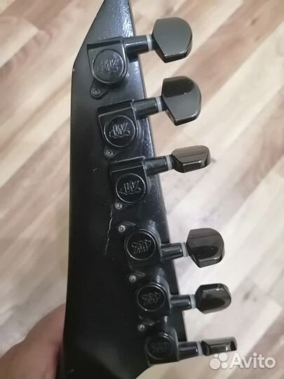 Электро гитара cort на emg hz