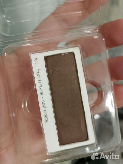 Тени для век Clinique