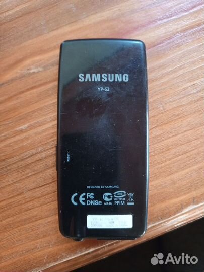 MP3 плеер Samsung YP-S3 2gb в хорошем состоянии