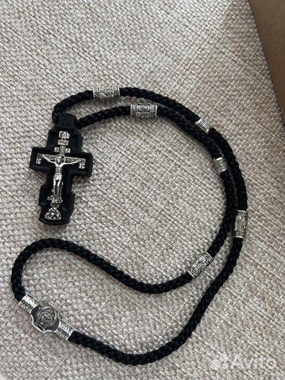 Комплект крест на гайтане с вставками