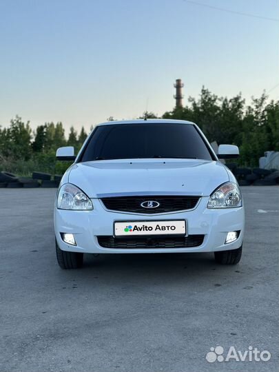 LADA Priora 1.6 МТ, 2014, 300 000 км