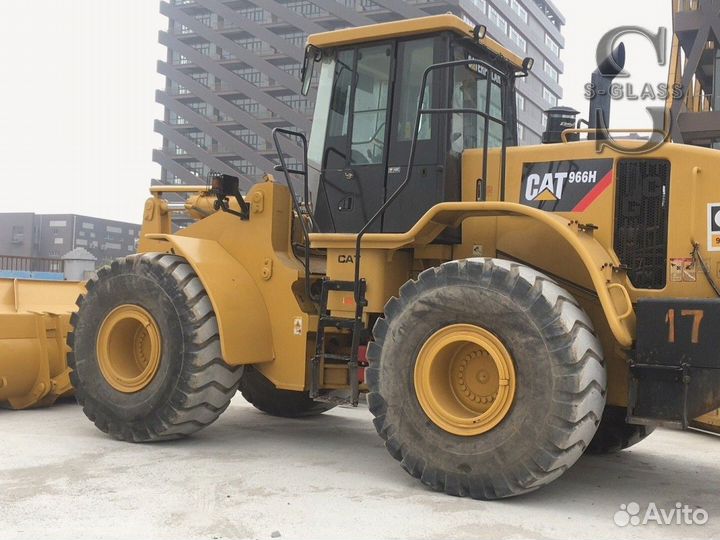 Стекло лобовое среднее Caterpillar 950/ 962/ 963