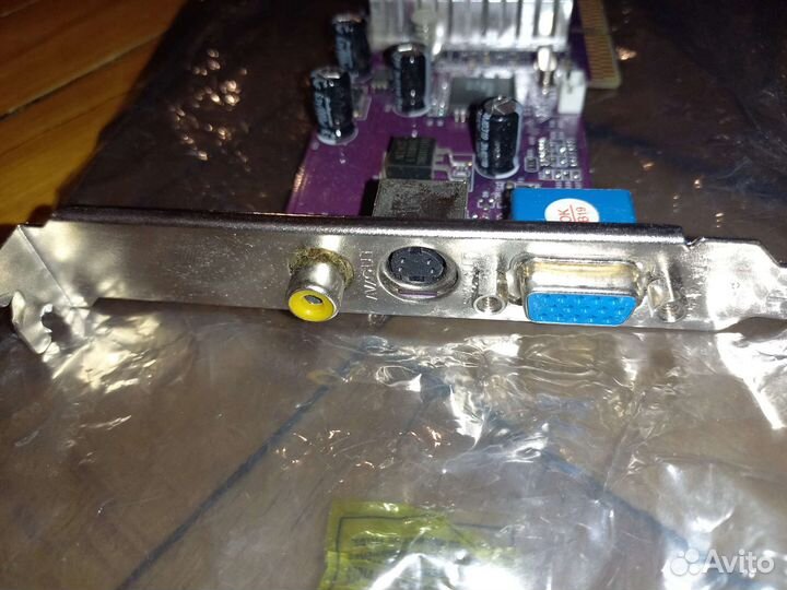 Видеокарта GeForce4 MX440 8x 64 Mb