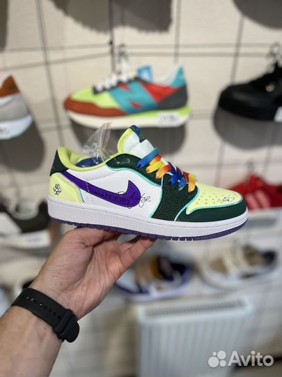 Кроссовки Nike