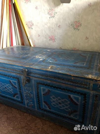 Старинный сундук