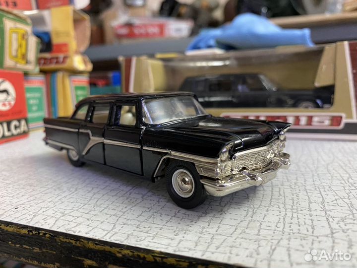 Коллекционные модельки ссср, чайка,кировец,камаз