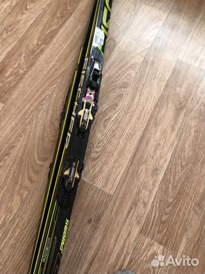 Беговые лыжи