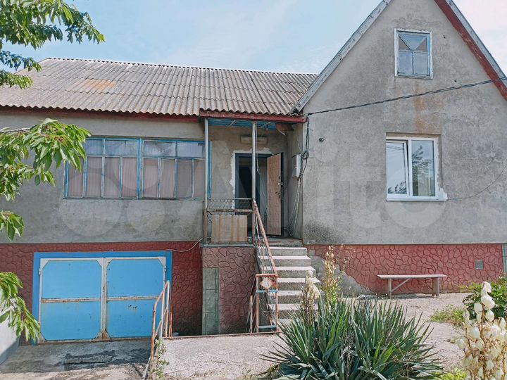 Дом 207 м² на участке 25 сот.