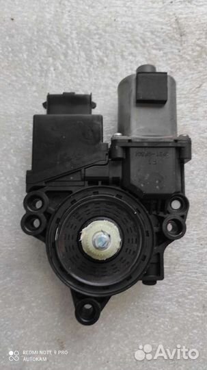 Моторчик стеклоподъёмника передний лев Kia Ceed JD