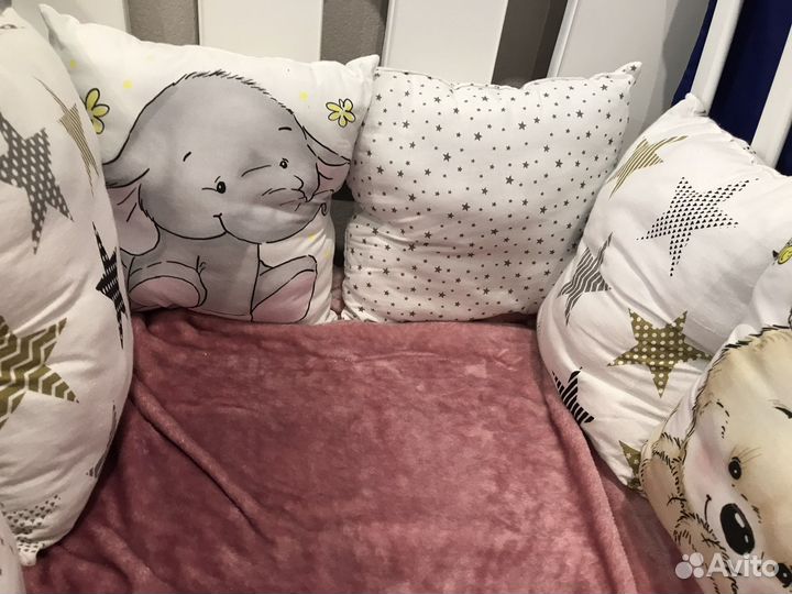 Бортики в кроватку