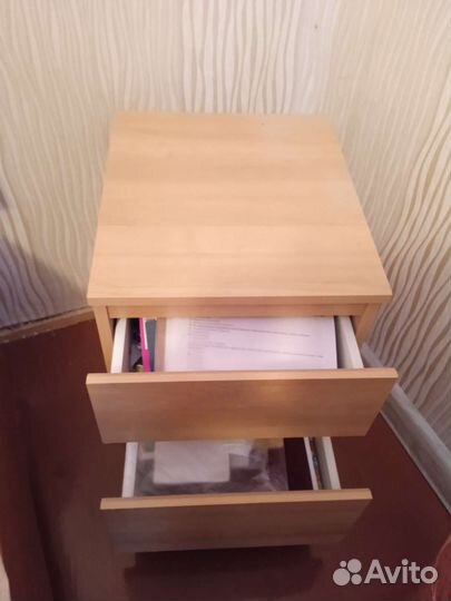 Тумба прикроватная
