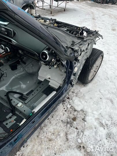 Четверть передняя правая Fiat 124 2018