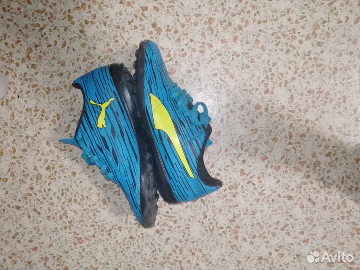 Бутсы сороконожки puma