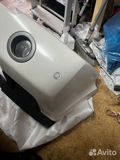 Бампер передний на Range Rover Vogue