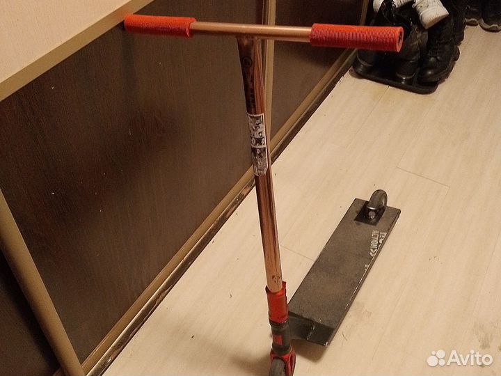 Трюковой самокат tech team parmula