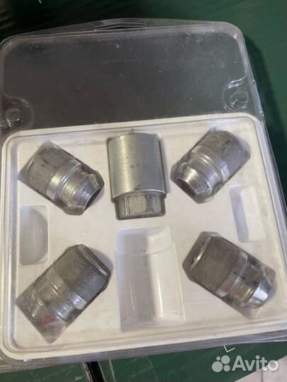 Оригинал секретки Hyundai\ Kia (арт. 99490ADE00)