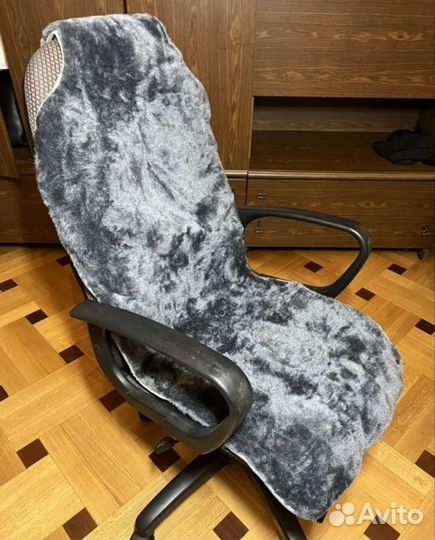 Меховые чехлы,пара