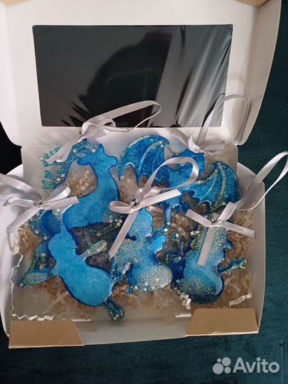 Елочные игрушки