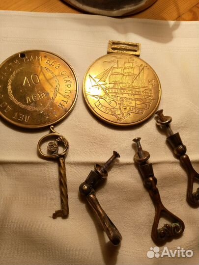 Бронзовые вещицы