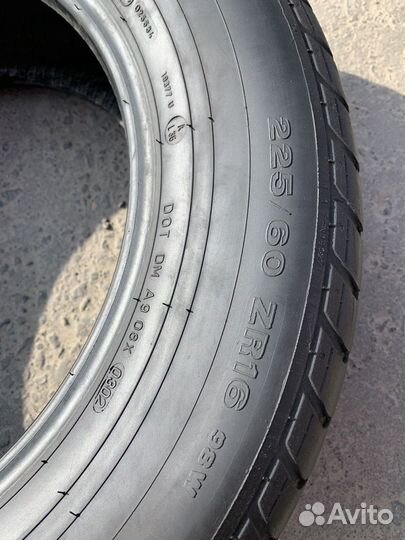 Dunlop SP Sport 2000E 225/60 R16 98W