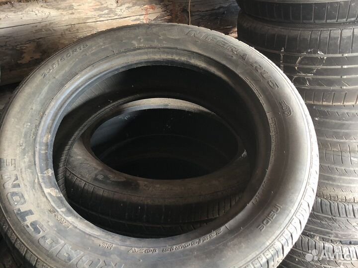 Roadstone N'Fera RU5 235/60 R18