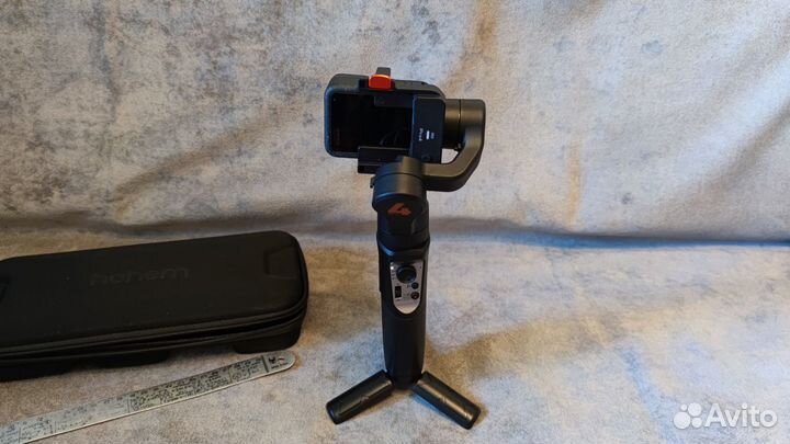 Hohem iSteady Pro 4, стабилизатор для экшен камеры