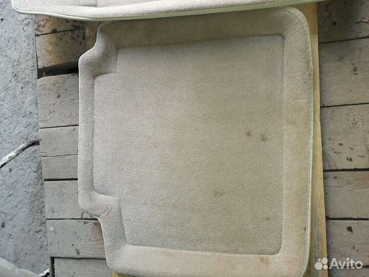 Продам коврики оригинал камри 40