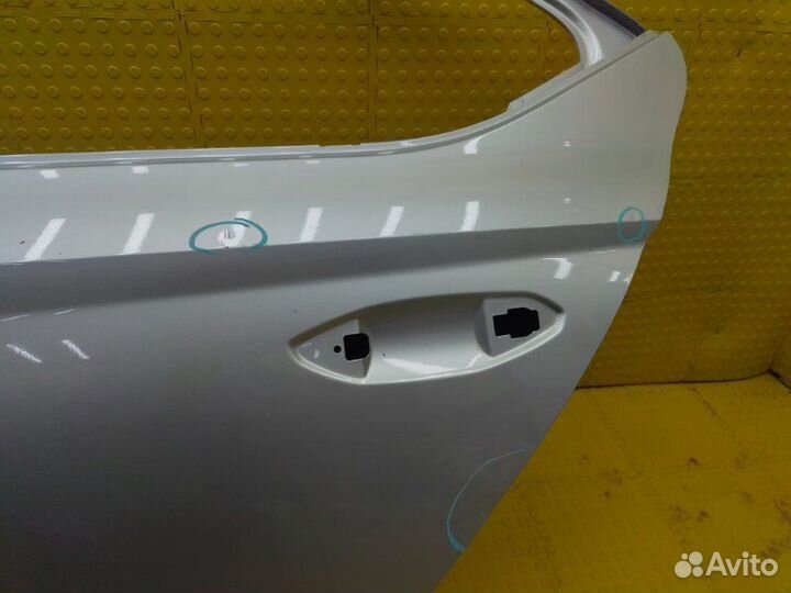 Дверь боковая задняя левая Skoda Octavia лифтбек