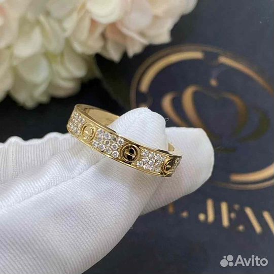 Кольцо Cartier Love с бриллиантовым паве 0,22ct