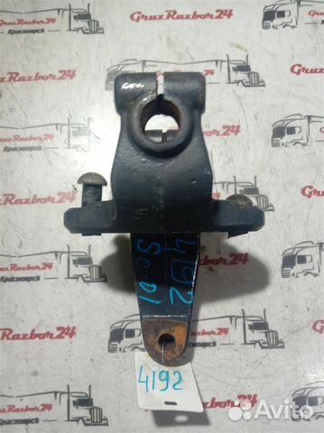 Кронштейн передней рессоры лев. Scania 1739454