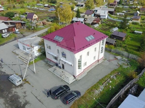 Здание, 662.2 м²