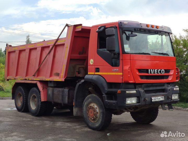 IVECO Trakker, 2011