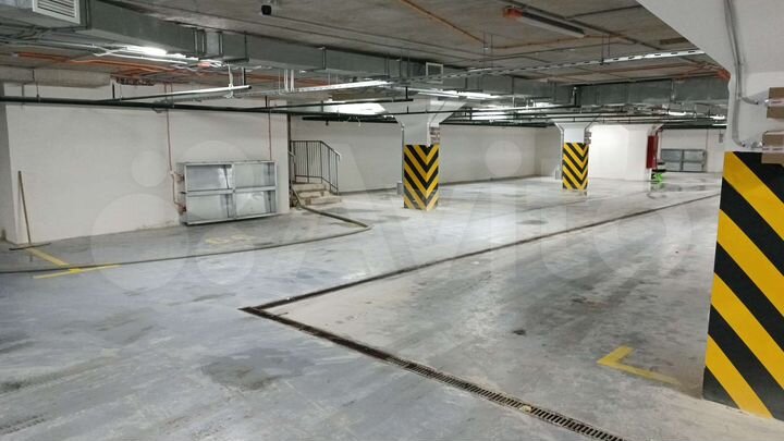 Машиноместо, 16 м²