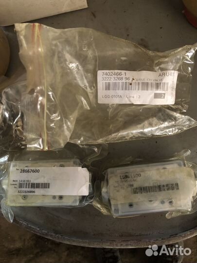 28667600 3222326896 Двойной клапан Atlas Copco