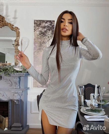 Платья женские новые 46