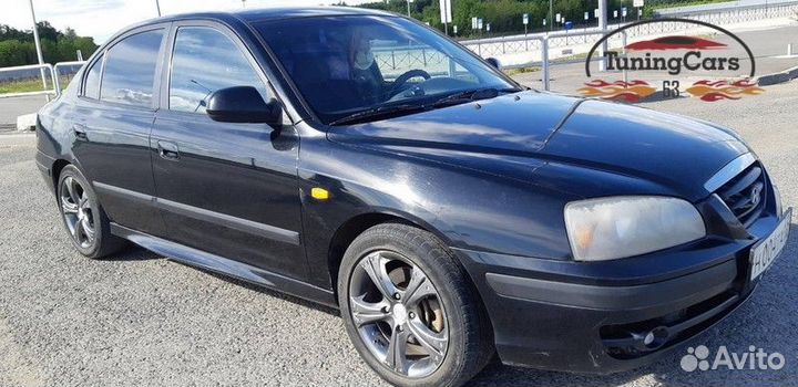 Накладки на пороги Хендай Элантра 2000 - 2010 г.в