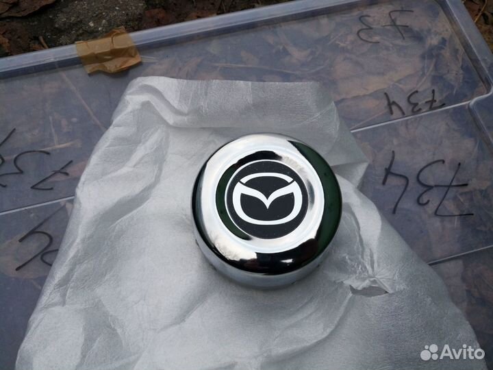 Колпак колеса мазда б-2500, бт-50 UG6137190