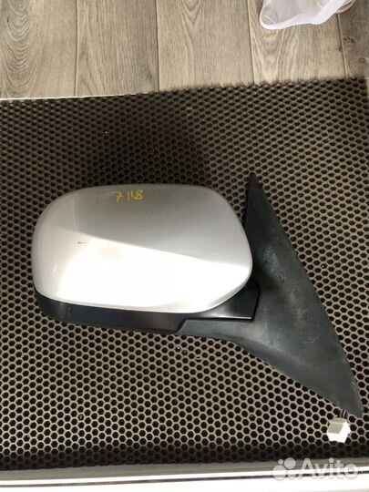 Зеркало боковое subaru