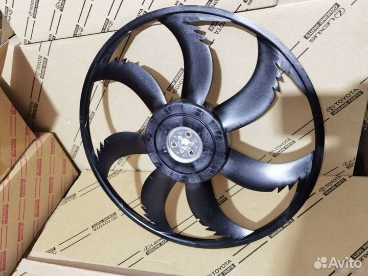 Вентилятор Toyota Camry 70